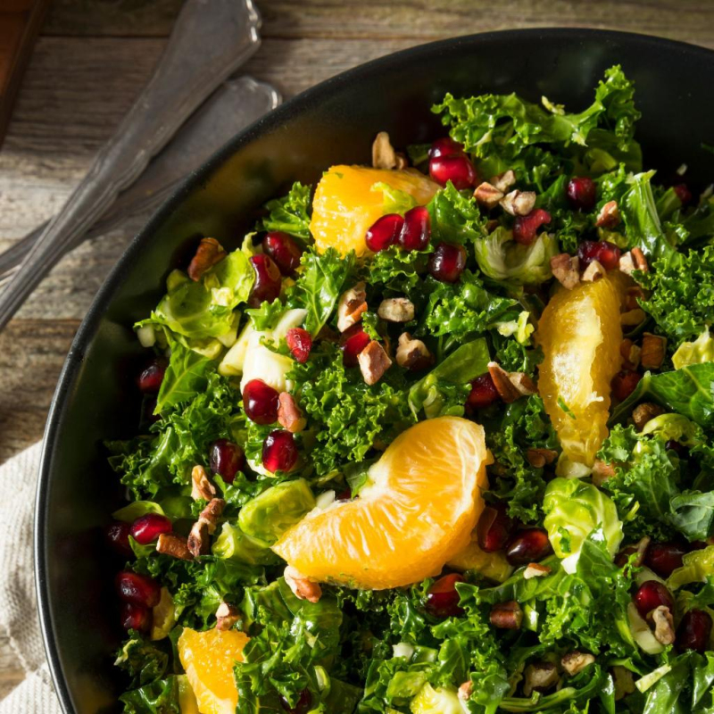 Grünkohlsalat mit Orangen (und Kokos)