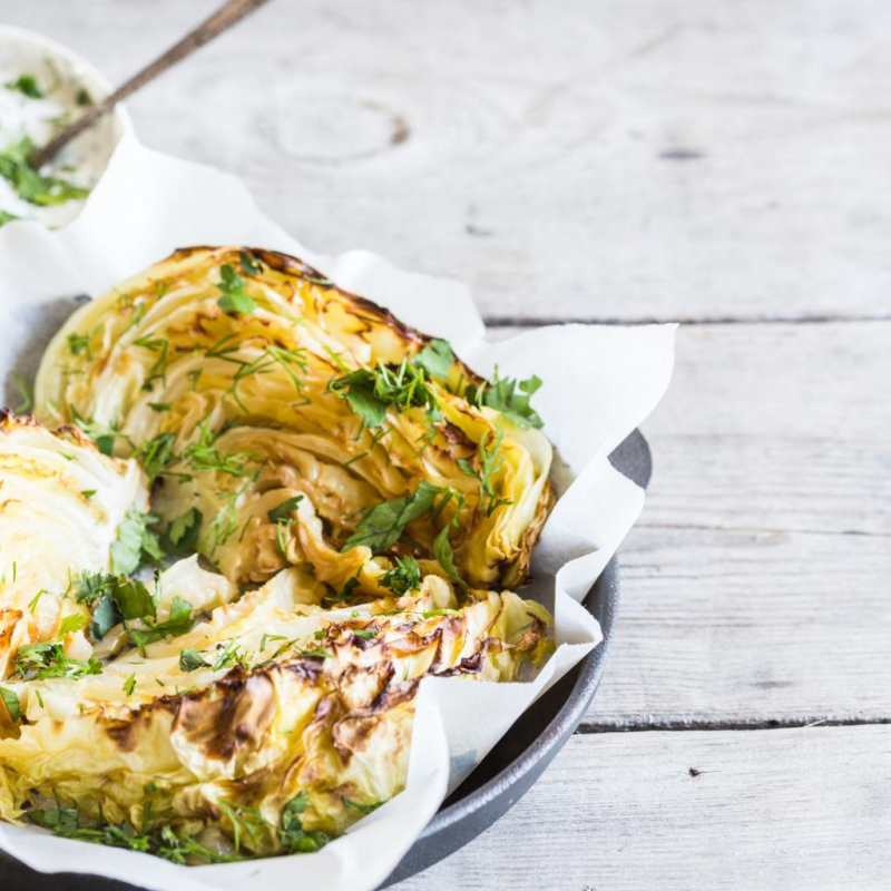 Überbackener Spitzkohl