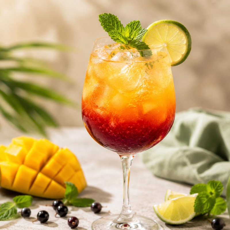 Mango-Cassis Spritz
