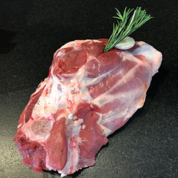 Lammkeule mit Knochen (ca.2,3kg)