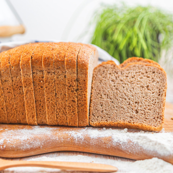 Dinkelbrot geschnitten