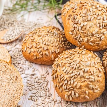 Sonnenblumen- Brötchen