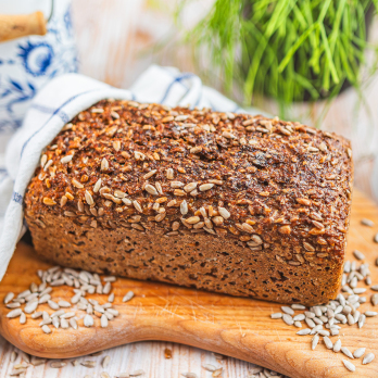 Sonnenblumen- Backferment Brot