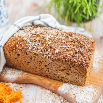 Dinkelganzkorn mit Möhre